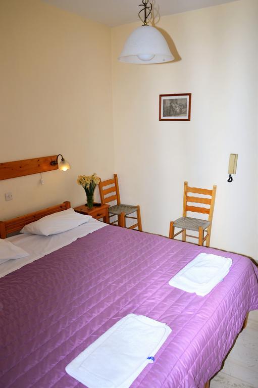 Pantelis Hotel Poros  Eksteriør billede